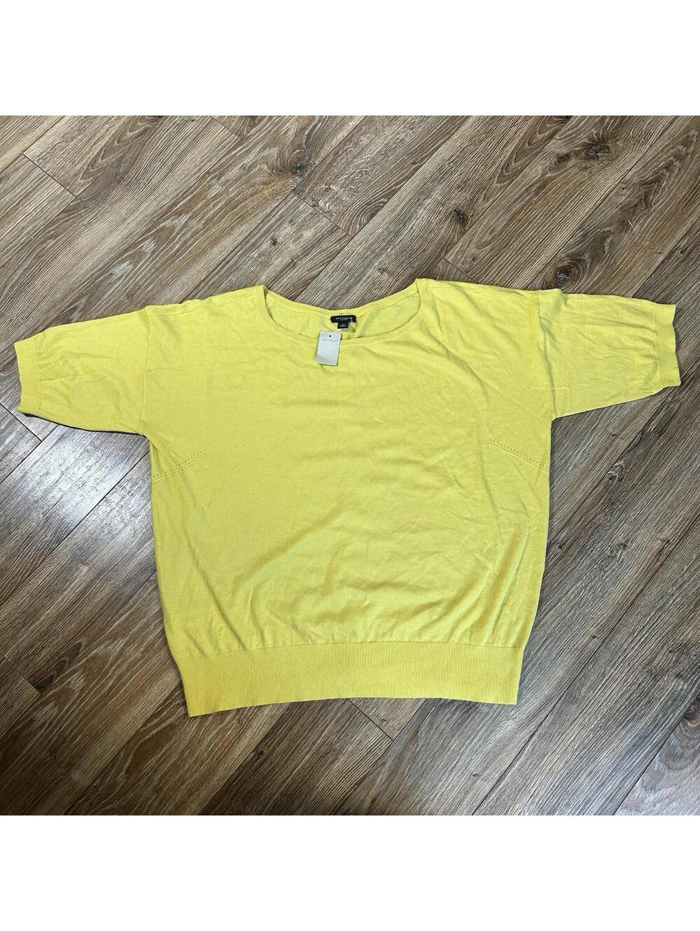 Ann Taylor Womens Sweater Yellow Size XL Button Down Back Classic City Business